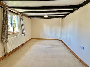 Bedroom- click for photo gallery